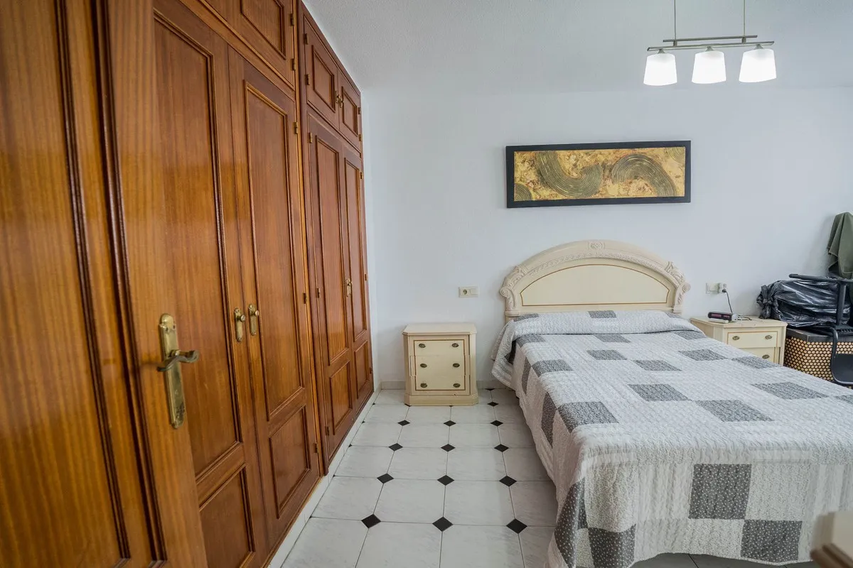 6817e859-2ece-4a55-93d8-6d8116d1d980