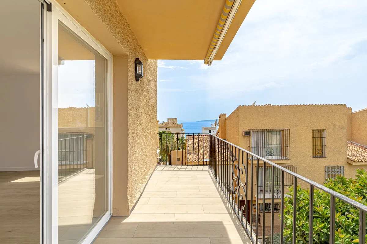 1d64ad55-e8e0-4398-9959-90143de4e30b