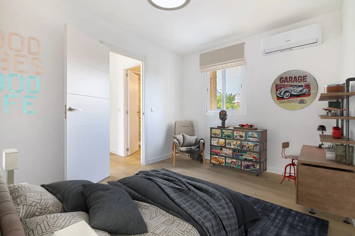 df8ae878-0efa-4e8e-8c01-d36d3a71d3d0