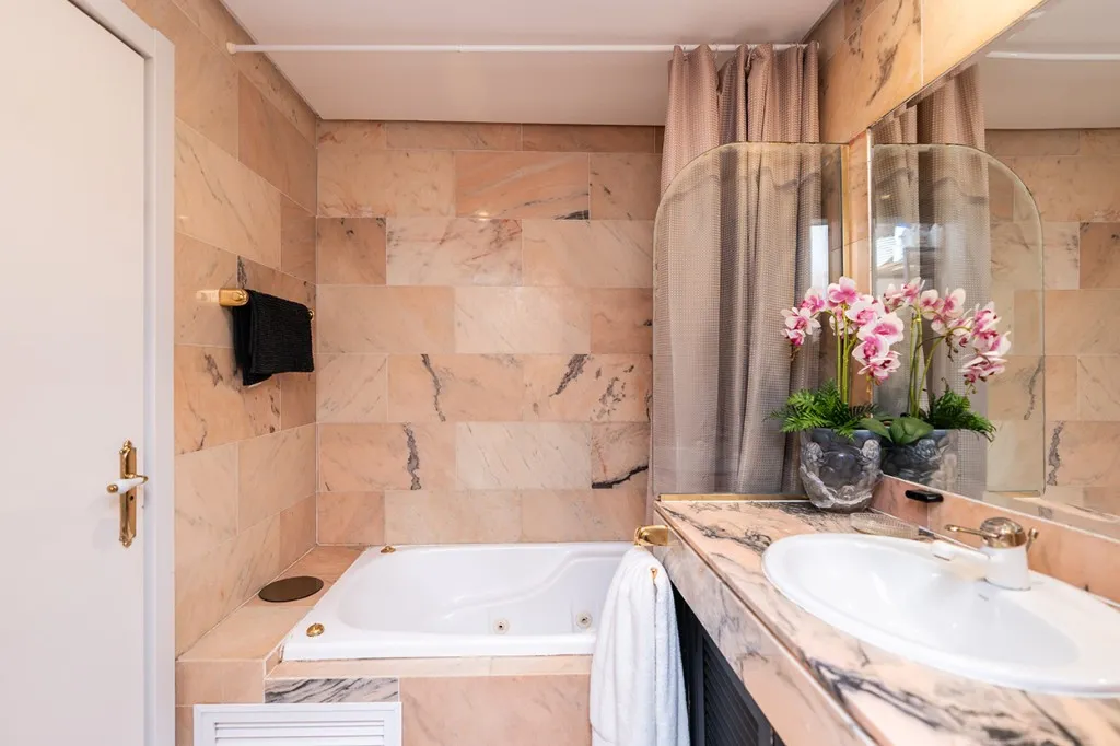 253d93c0-c9d2-4fb4-86cf-9a39cbfe6df8