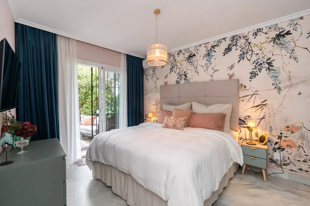 a1076685-2328-4cc1-bce7-f6d883be1e54