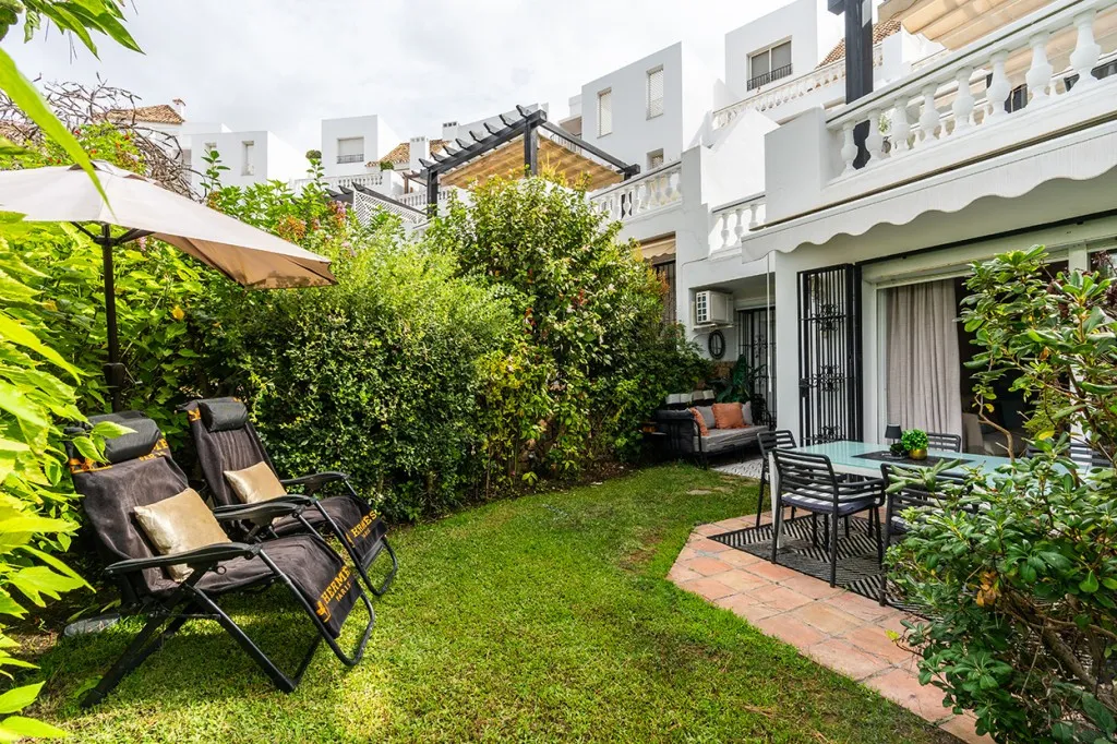 e6d24f6f-1f95-4369-82ac-449fb40a56ef