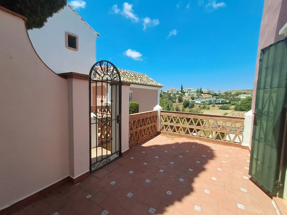 81929705-fd7c-4d57-b58e-d2f6141a5055