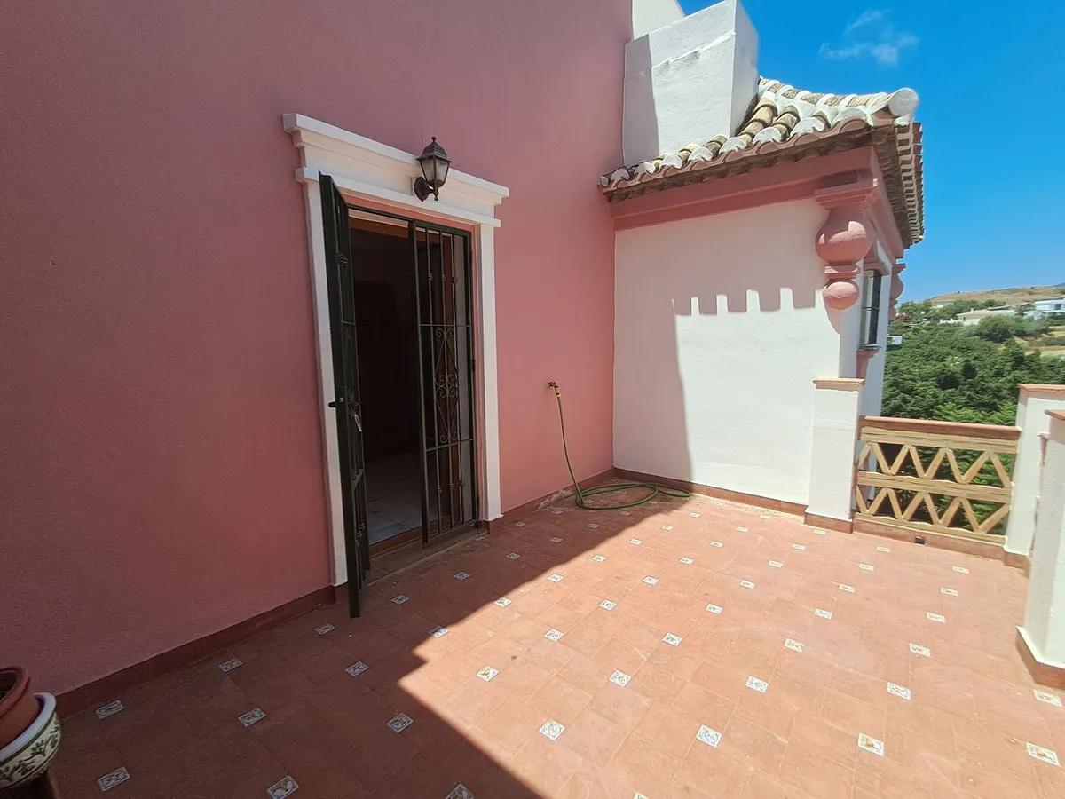 f1ca8259-1904-41df-b1e9-4c60dff5e242