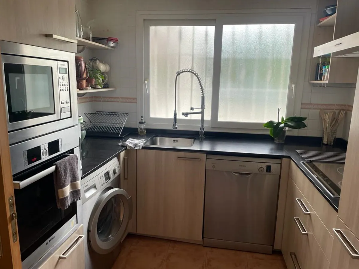 8b09ce86-7346-40eb-be2d-f324ac02e7a0