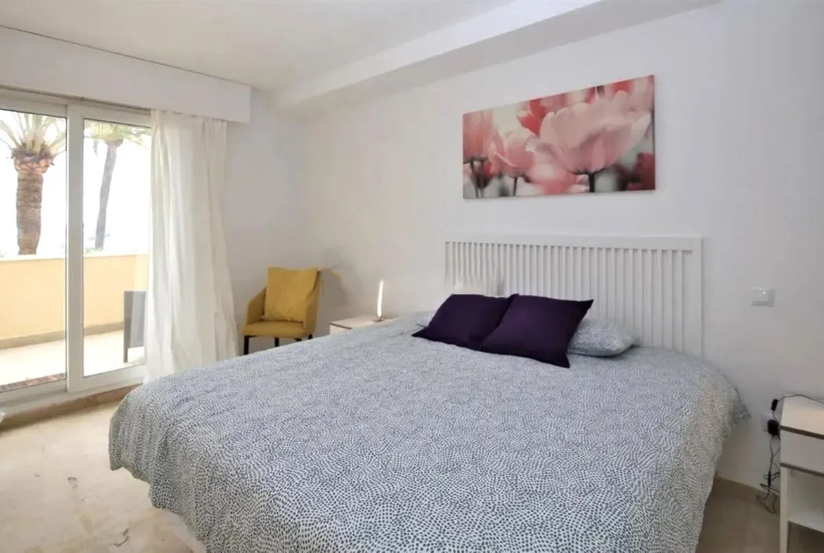 d6742ac5-7c8a-41b4-a5f4-304d6cfcd673