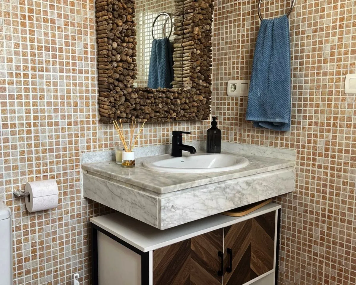 19ea4176-2767-4820-8eae-f179e2489e72