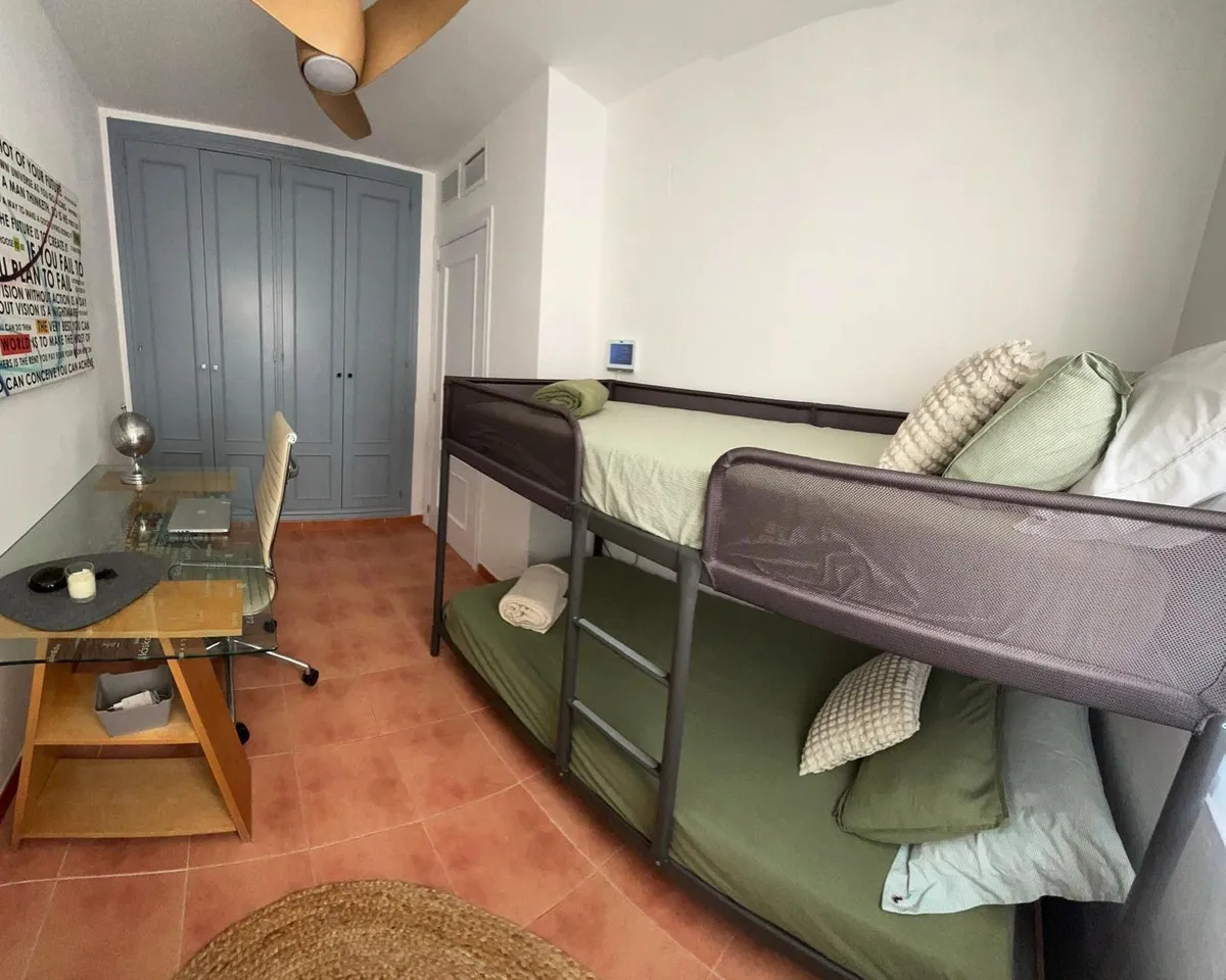 52011006-672c-48dd-a8af-1f7a4f7520e3