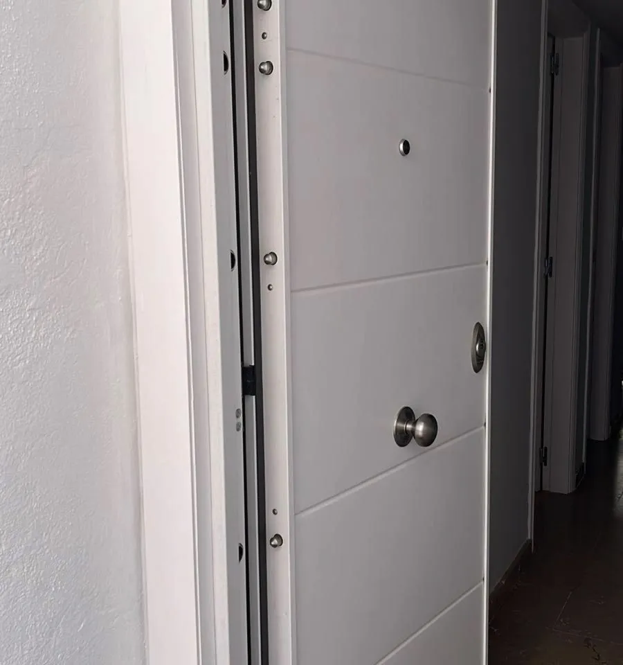 58169927-e3c4-4976-9e22-4af5377d6ac9