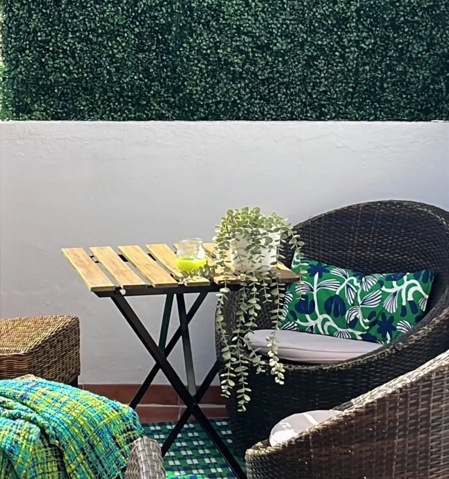 b009ee97-6b63-43f8-8c9a-23176adb0b4b