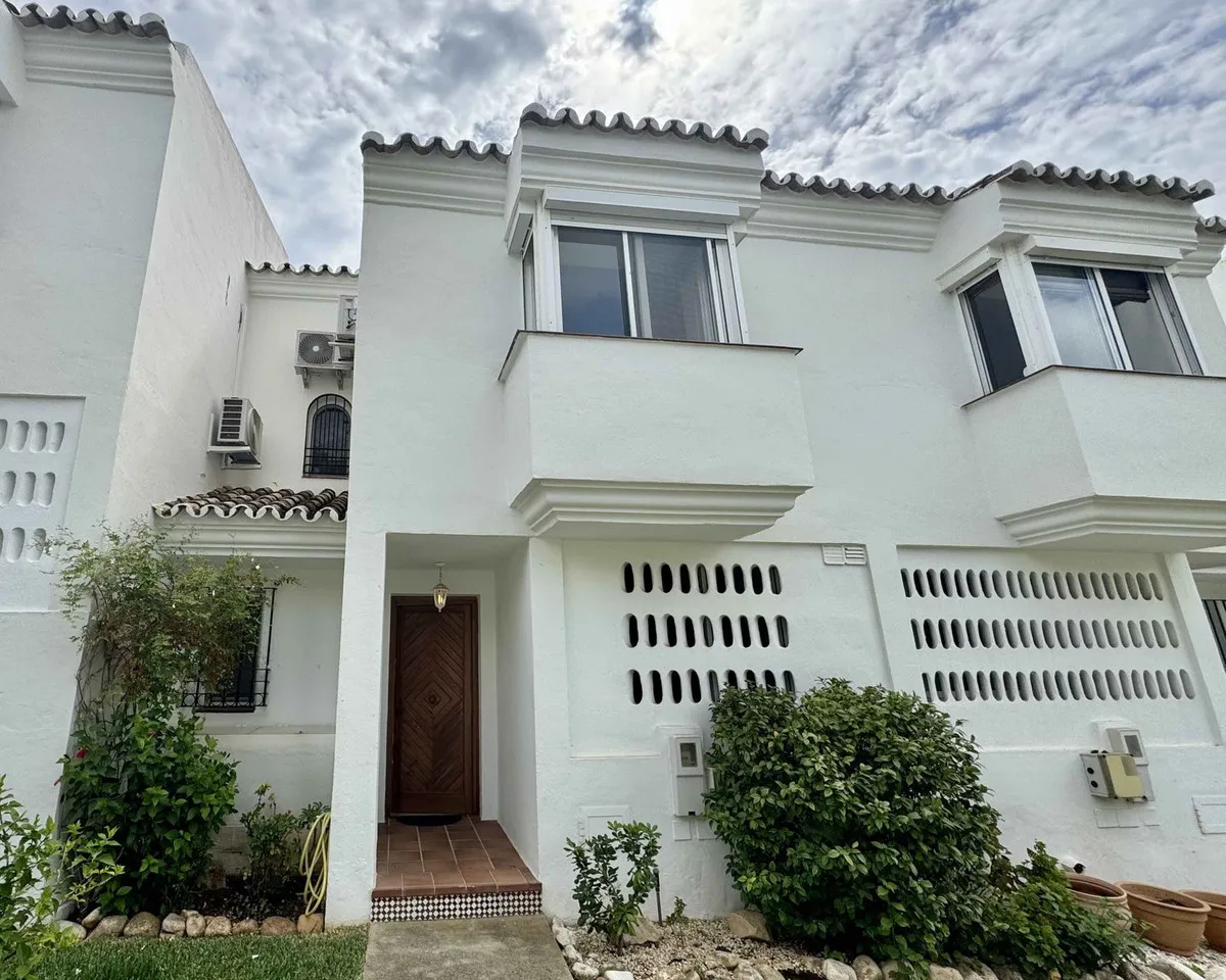 281c4a99-f63c-4b0f-8664-cf00d6179a0e