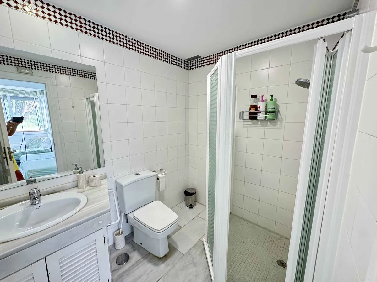 9846329c-58b9-4313-82b5-7a6255374899