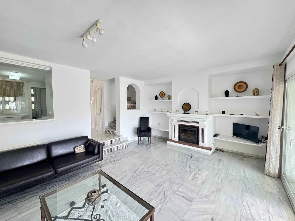 f8bc7b2a-fb69-4244-8317-7f8f381babfc