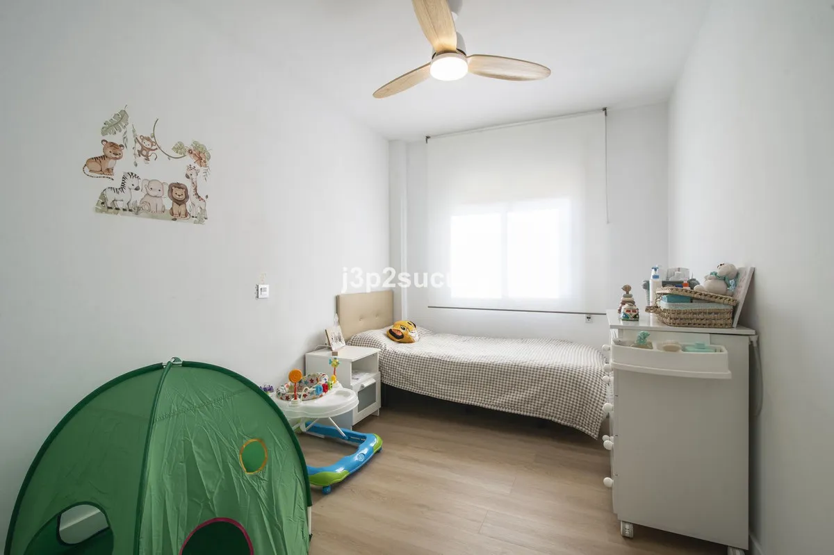 6f56ac5d-8444-4fba-bc8b-74310361e5dc