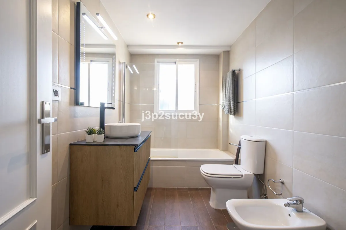 723009ea-b82b-40df-8071-e9537c209908