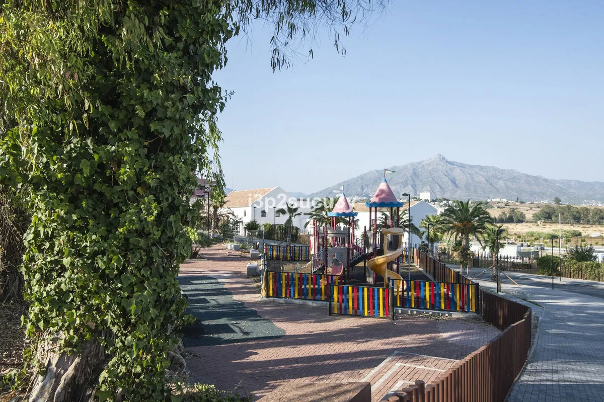 8297cdce-14ab-47ee-a030-082487419a87