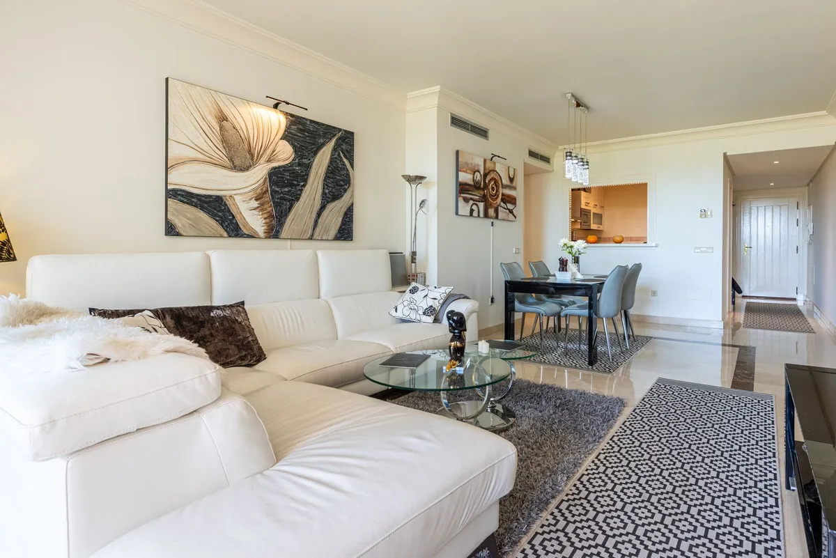 78524644-795b-48a5-9c6c-51abd29f4d52