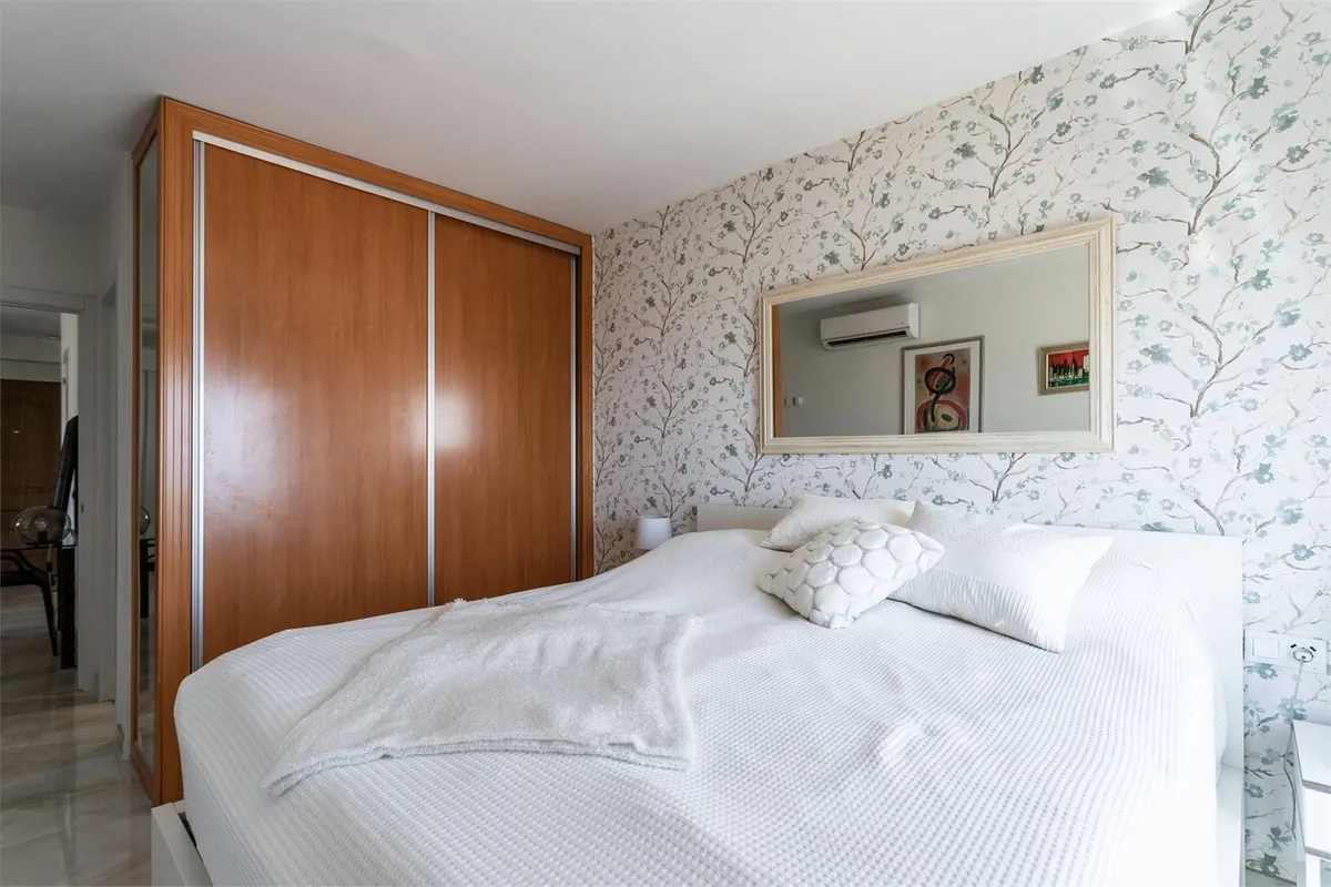 6006aa85-5a93-4115-9f22-a842f87a55aa