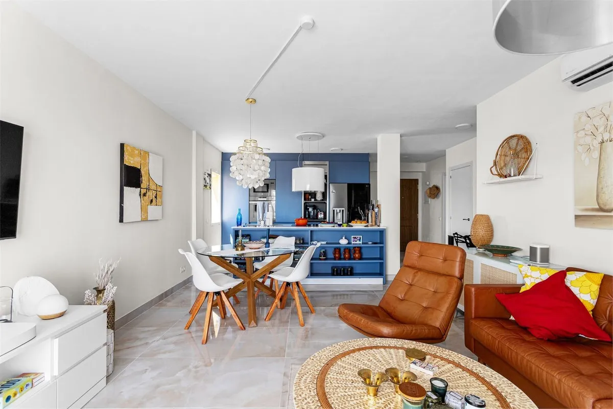 8e5da8d5-0742-4297-847c-8ff3d73144aa