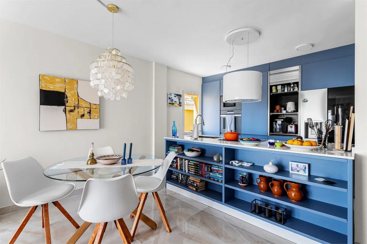 bc5852bb-065d-43f1-9732-8bdcdb664c71