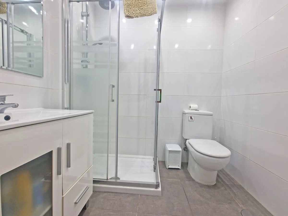 63e3a6c1-63be-4934-a598-fa0f4d130b9f