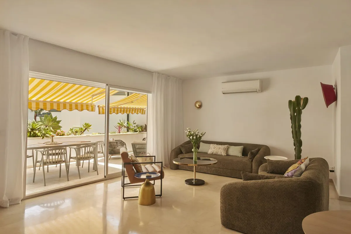 0e203f6c-112e-4586-8ed1-183881ee031e