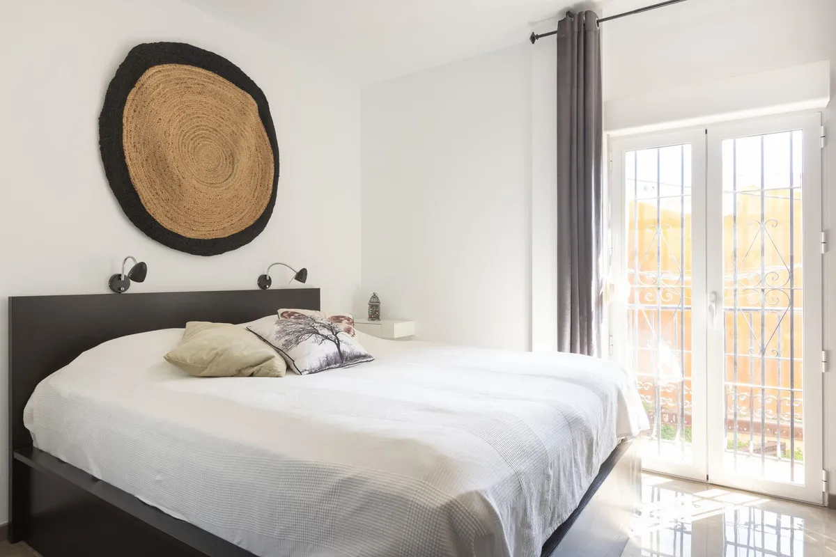 f6162284-6914-4a62-8344-9655e361a876