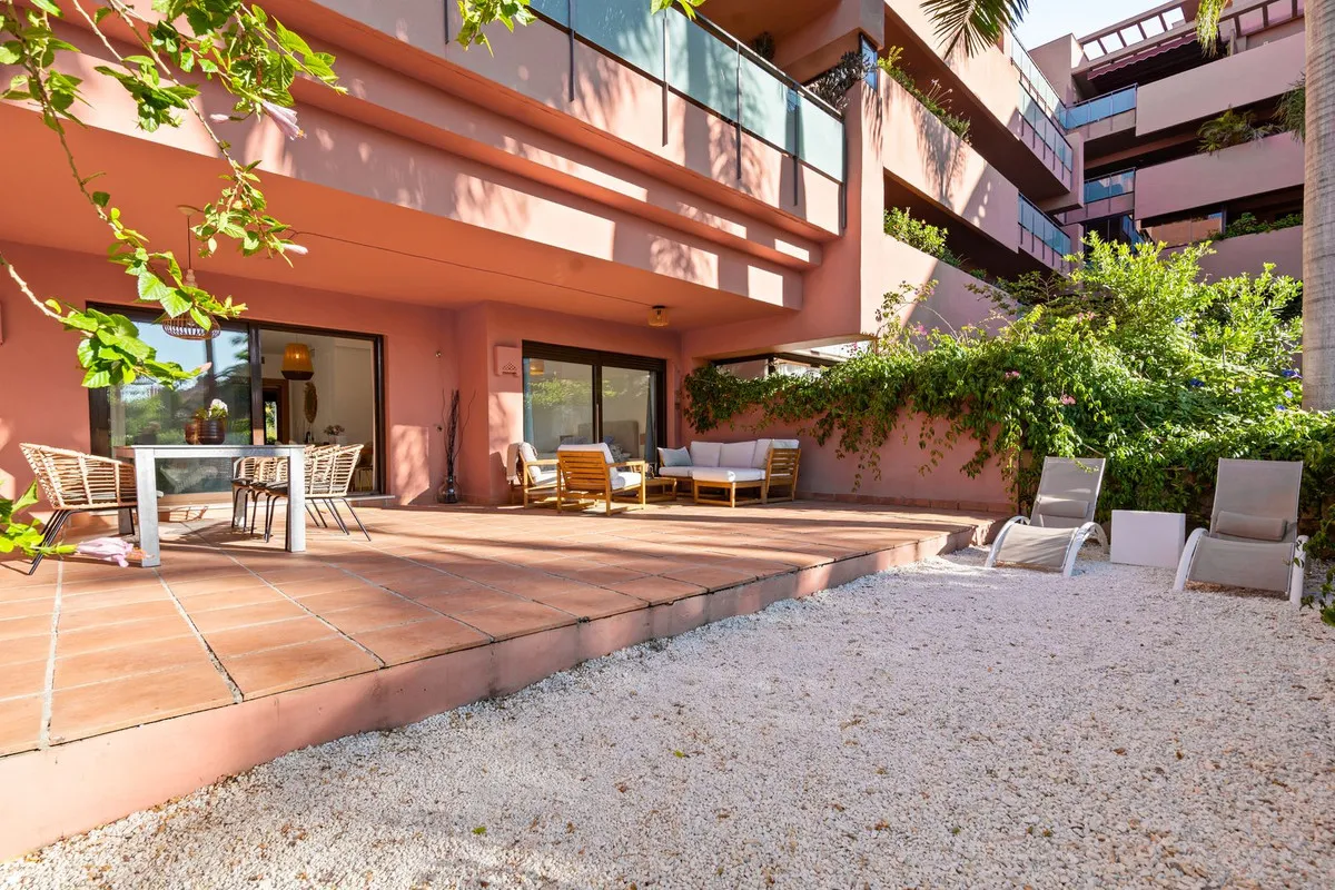 ae9dc389-027c-4857-947d-6aa345ee7c40