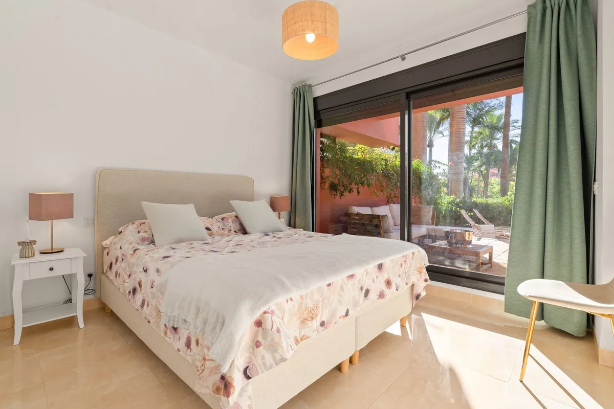 efa7b3ea-7266-438f-ab6f-a9c9d345f2dd