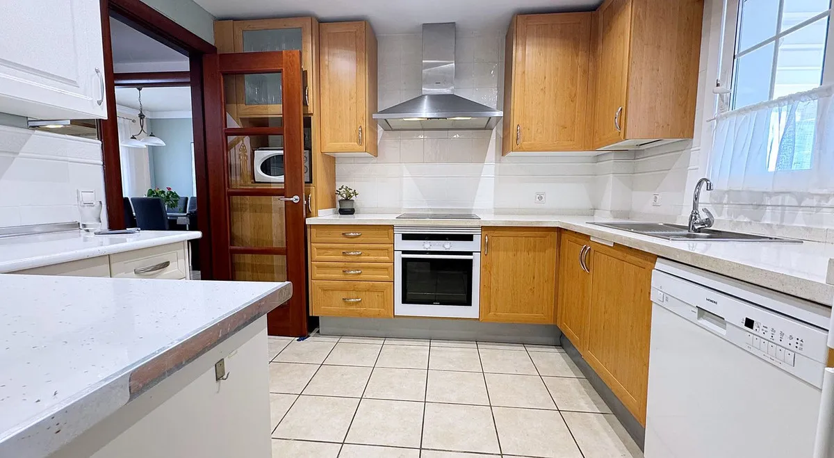 18daa013-d252-415d-87eb-fe0a91deecd1