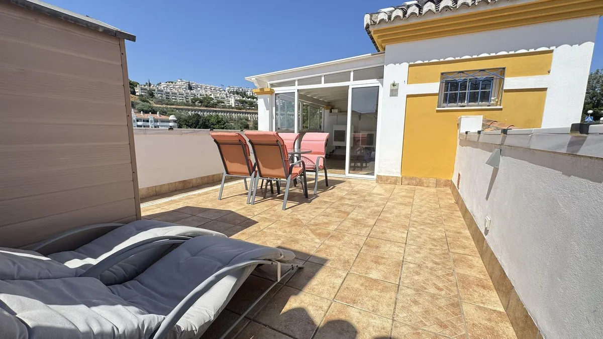 8dcf3940-f7dd-42de-a411-b5c534f57b10