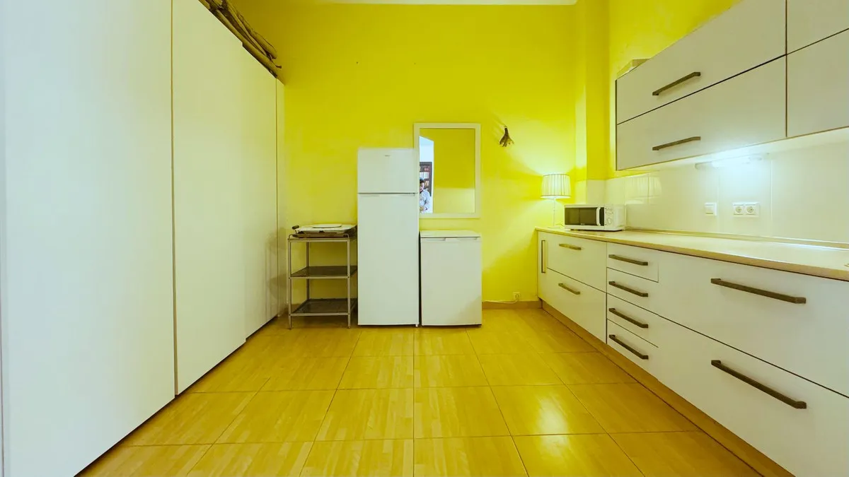 d3c599f7-f05d-417b-80b3-b42810708907