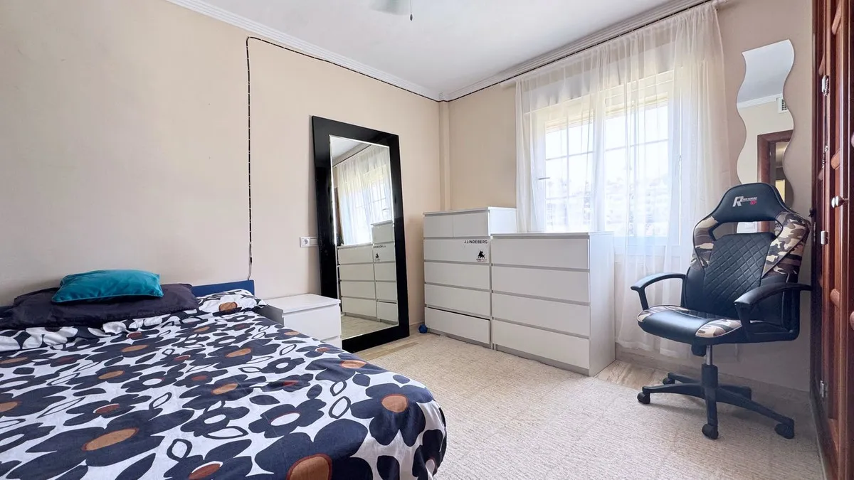 f81a1e33-64d1-4454-8bb2-4b7ee0d38e1d