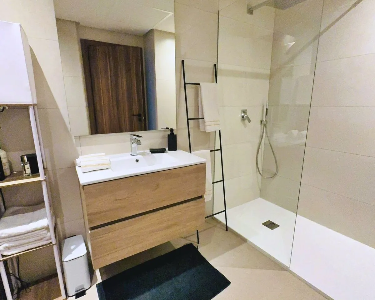 9a39b210-64c6-45b5-8566-ee1e5d68f896