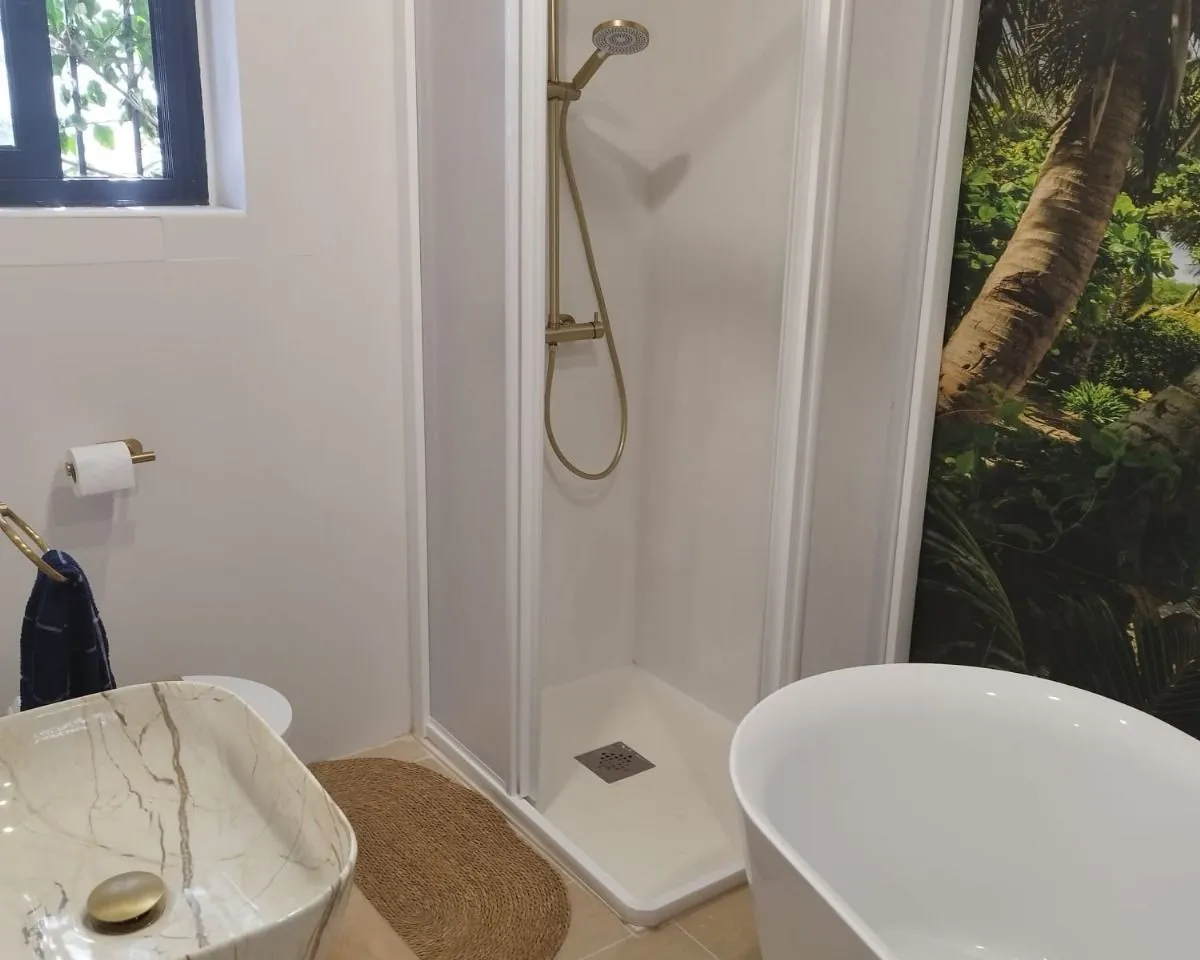 0767819d-603e-4f02-bc8e-b9d04fc08540