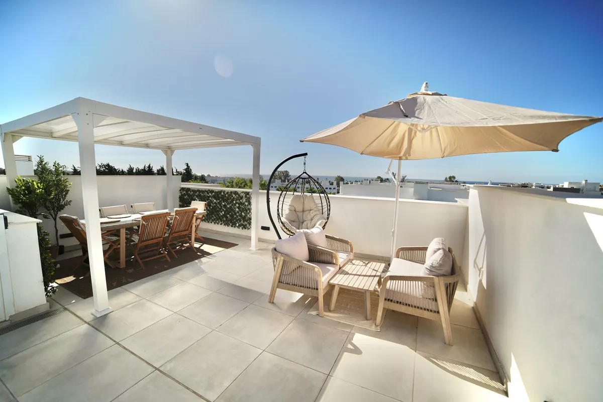 28531863-19e1-4c1b-b973-c112a8020b7c