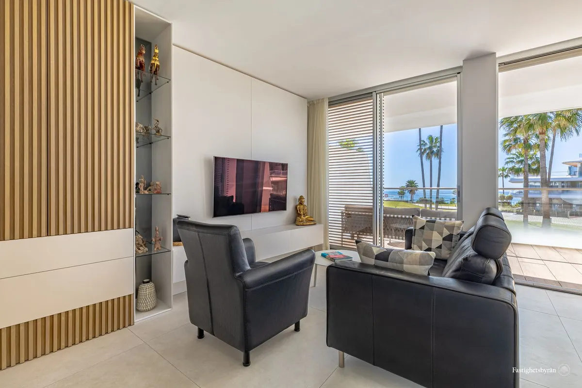 96ac06e4-42f6-44a6-bfb5-61e8dc804ea7