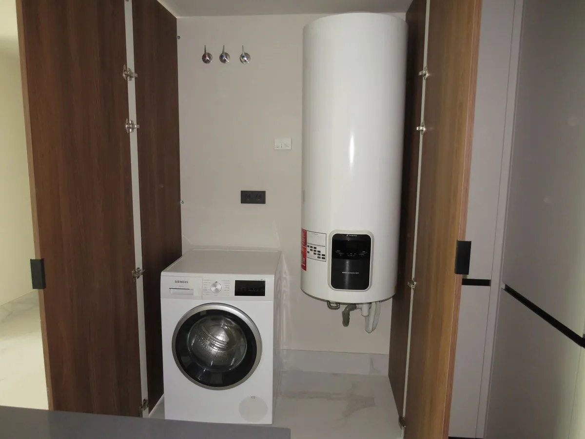 4ea4323c-f60e-4c7e-af9e-9334be4935f9