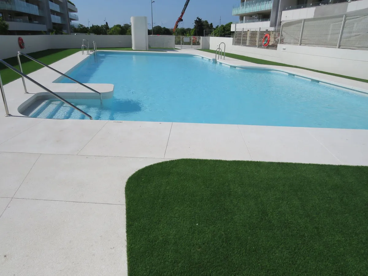 b6d2f752-bacc-4e1b-8340-edc40f8ec360