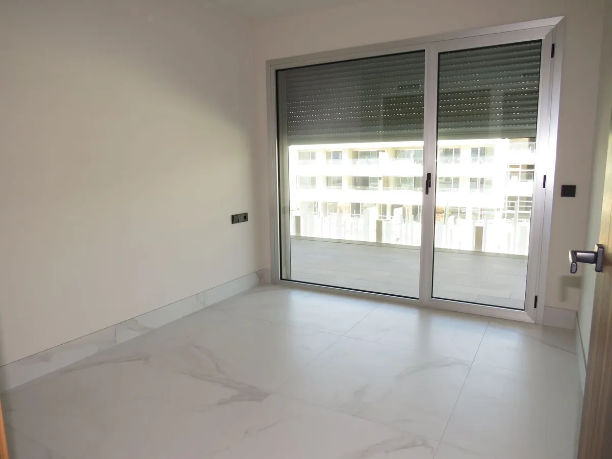 d6631794-ff0d-4d57-9b3c-829d209ed9ea