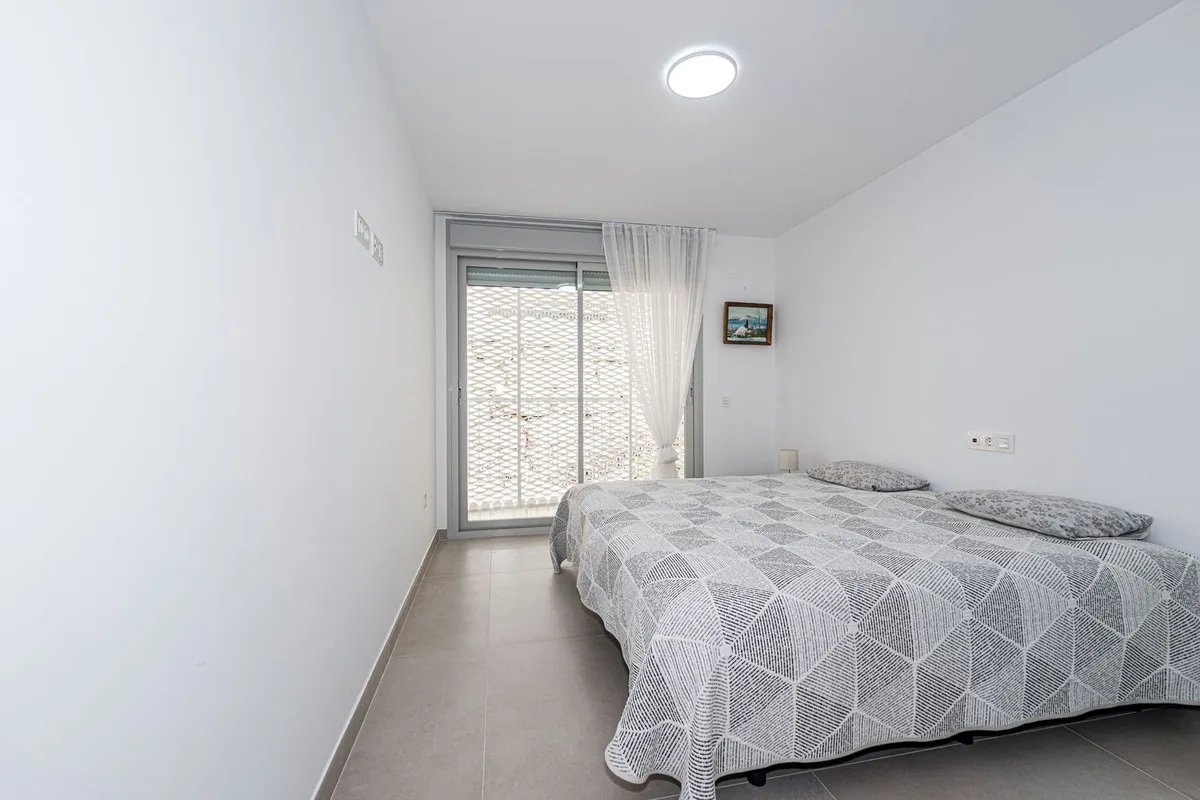 54c8b353-2a0d-4def-9b7d-d822c260437b