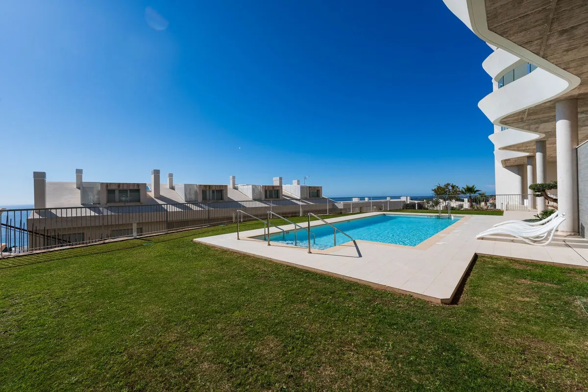 6da4beda-2827-4f88-98f3-1dda24f24252