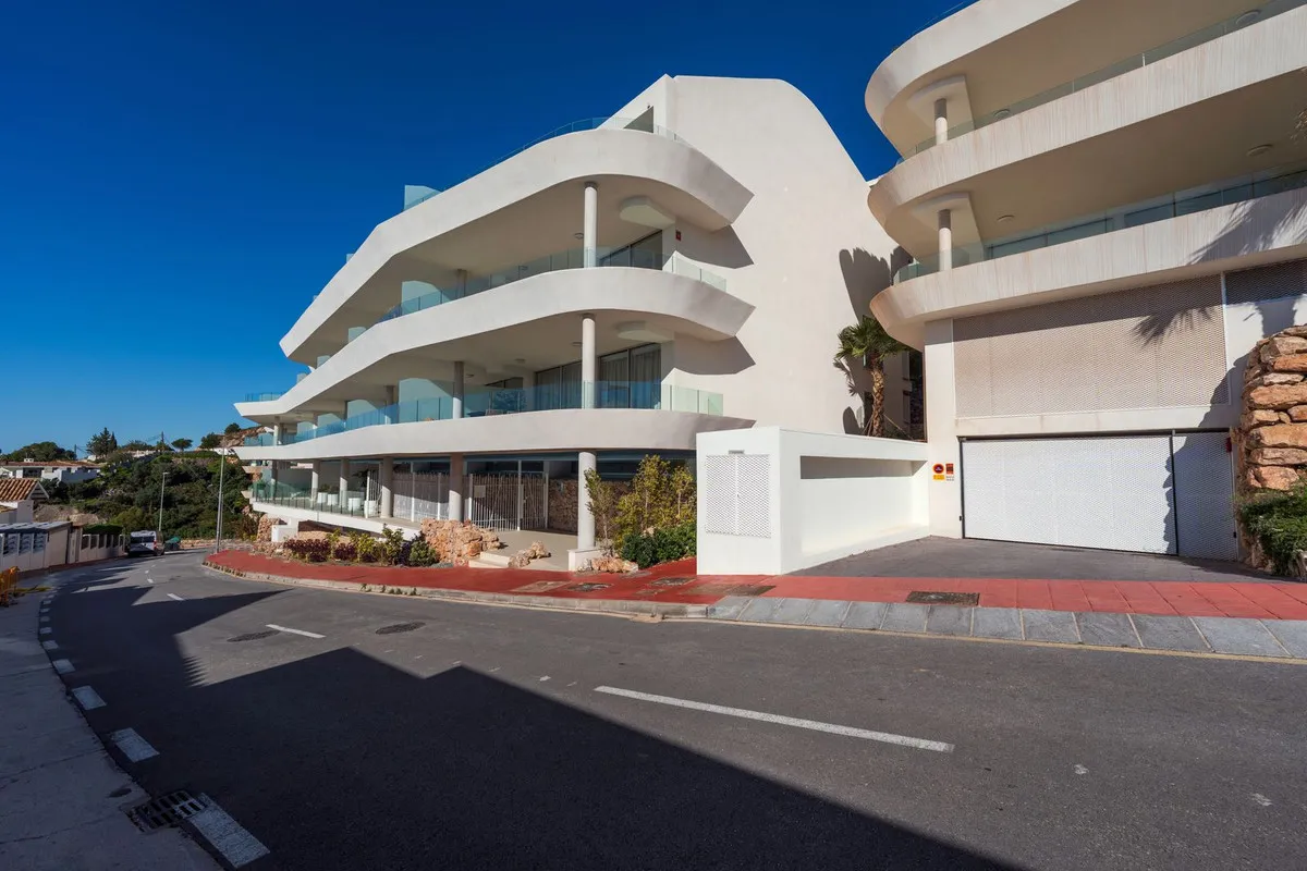 74627d2b-9985-4ff4-9b8a-067e1b157c1d