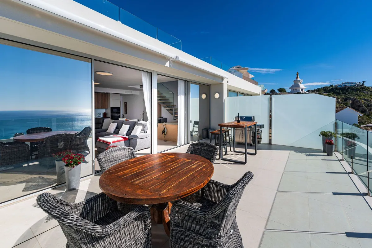 913dc5d5-7848-4ea1-b7d5-4685df0f04d8