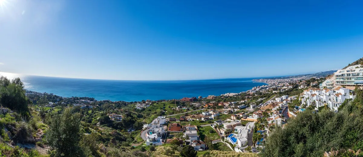 a23f953d-b428-461e-9993-7980a0e840cd