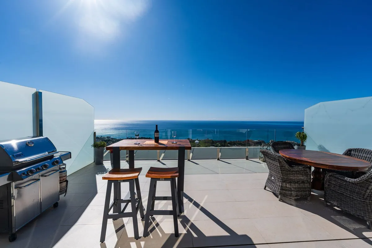 a5bbdd4d-fdaf-4568-9caf-f5ed1bf930b8