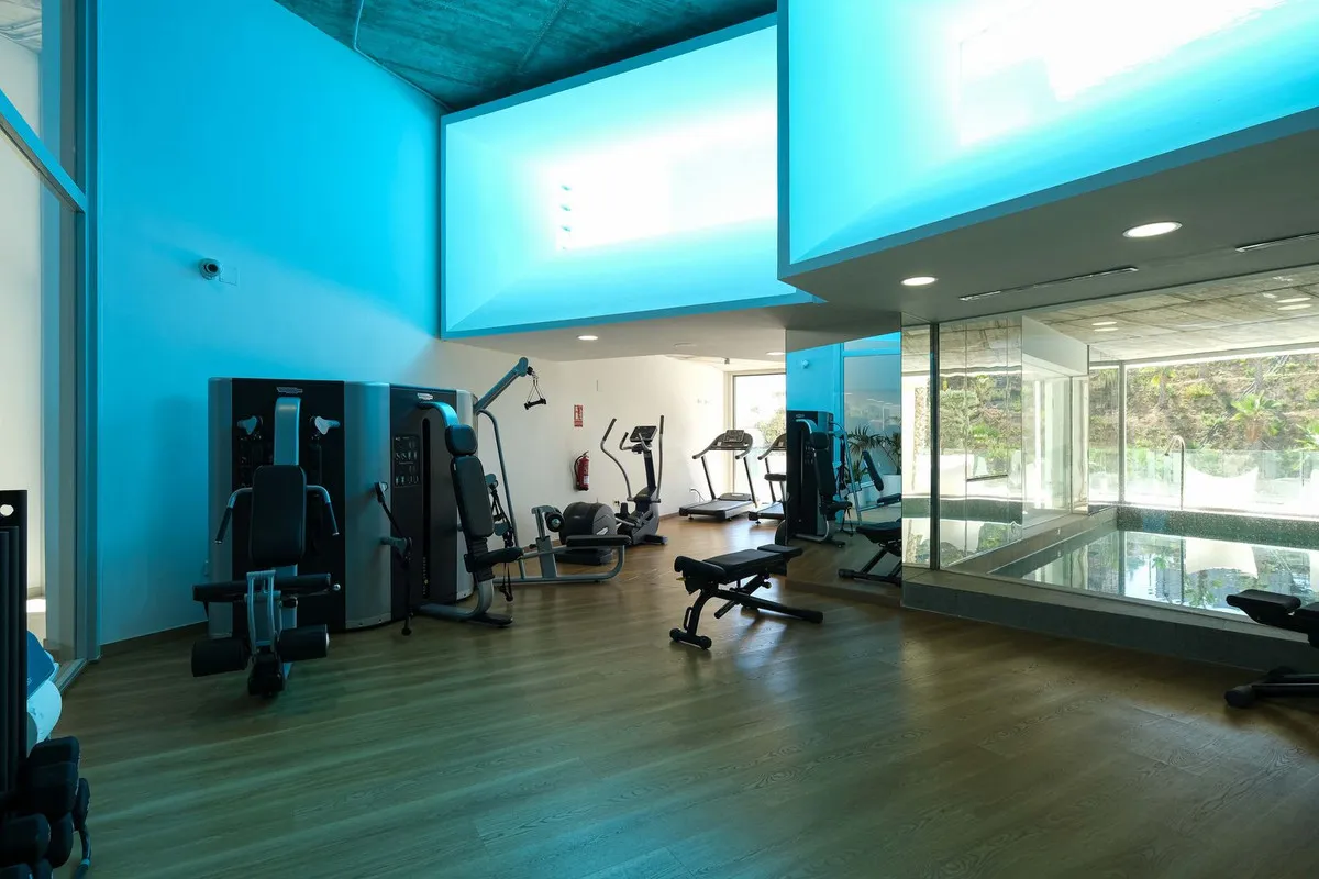 c2df195a-92c3-4260-97b9-5b290257fe83