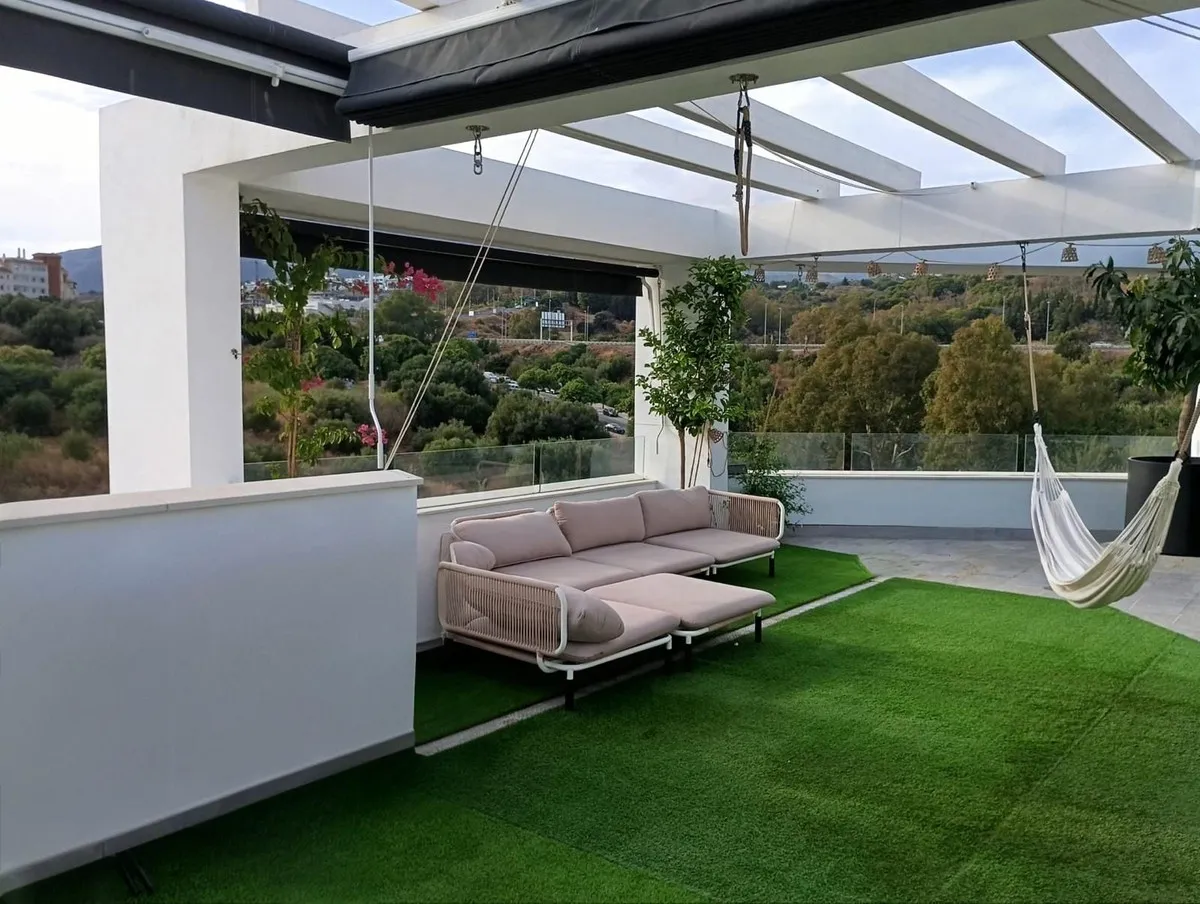 858817ef-6886-48e8-9be2-cda1fd408527