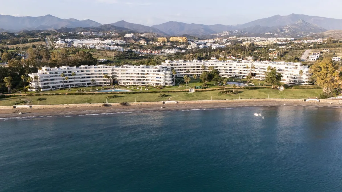 9467271e-f264-49d9-b018-f0287c282d35