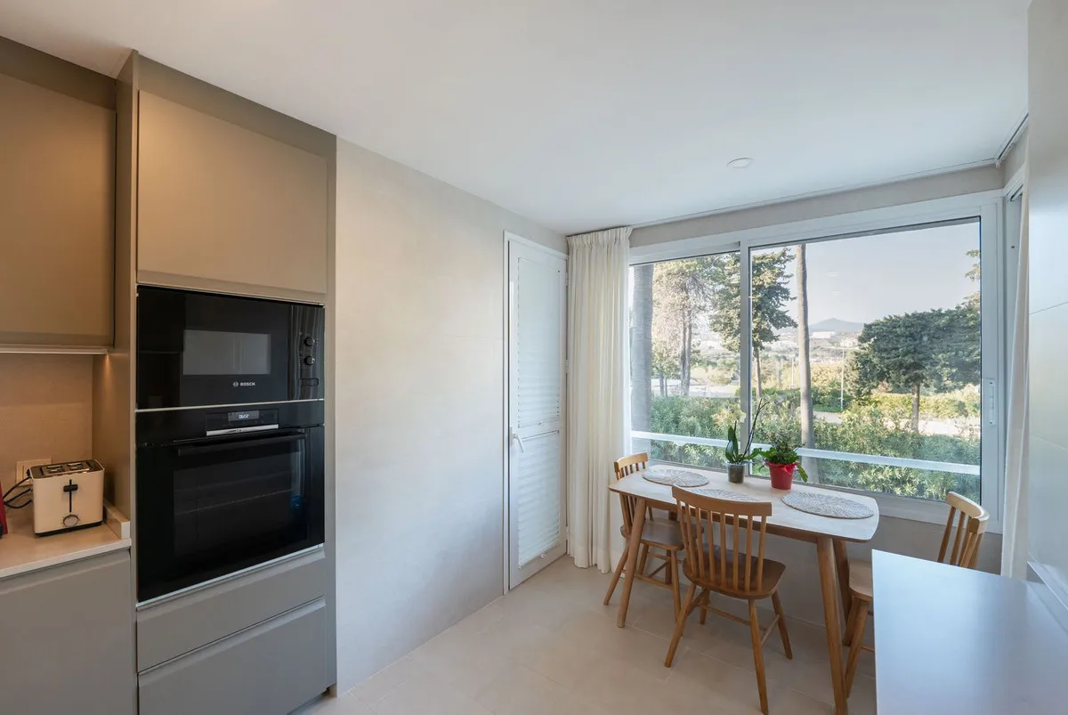 d7cf24a8-9de6-482b-b797-562a7c854770